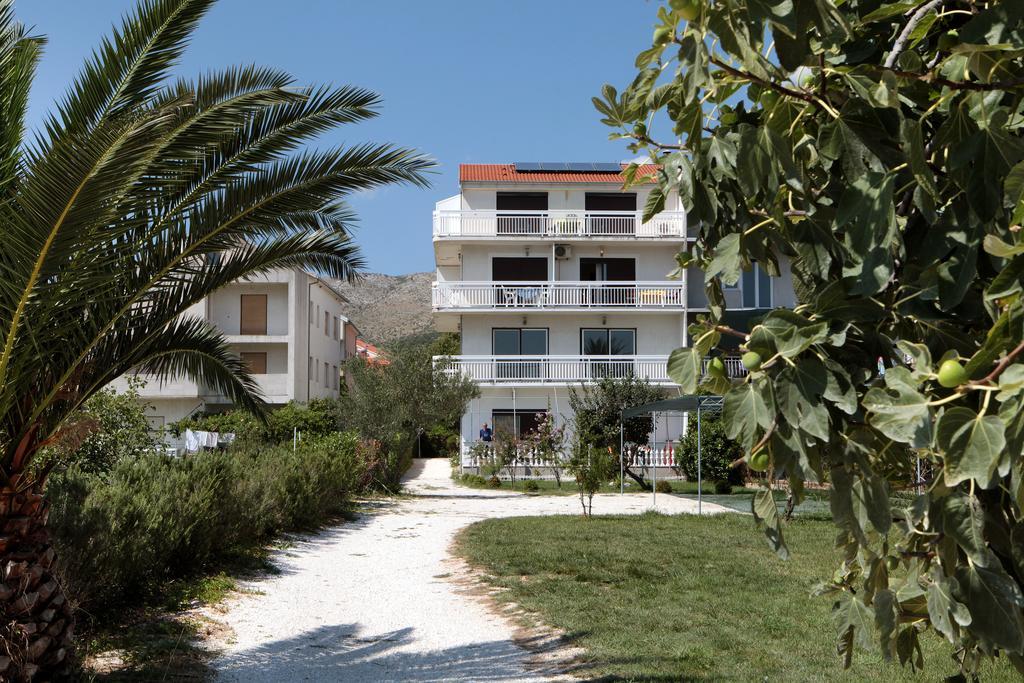 Studio Apartments M&N Τρογκίρ Εξωτερικό φωτογραφία